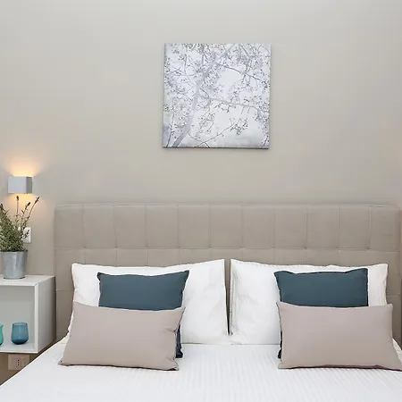 Belsiana 7 Bed & Breakfast Rome